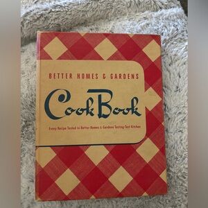 Better Homes Gardens Cookbook vintage